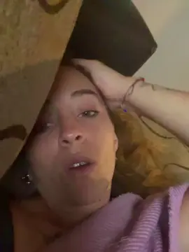 Cam4 Live Sex of antonella236