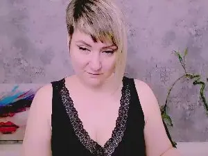 Cam4 Free Live Porn of Djullia