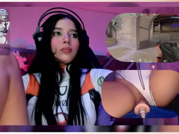 Cam4 Sex Chat of SweetieCloe