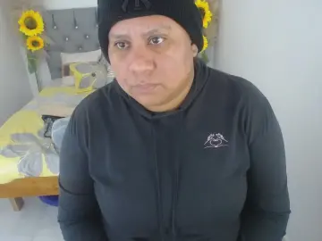 Cam4 Live Porn of hotlesby4uxxx