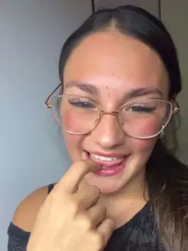 Cam4 Sex Cam of NickyDvich