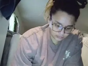 Cam4 Adult Video Chat of lilKayKay