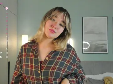 Cam4 Sex Cam of CarylDelwiche