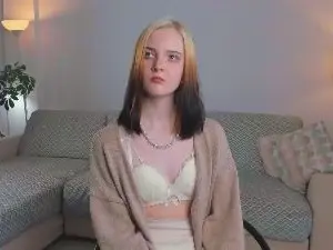 Cam4 Adult Webcams of JoieMeiggs