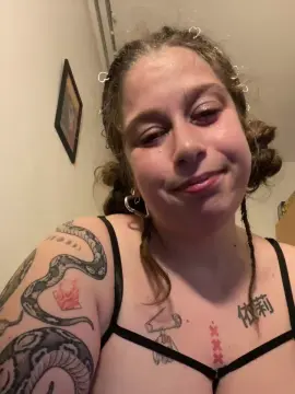 Cam4 Watch Live Sex Cams of Streetslutblue