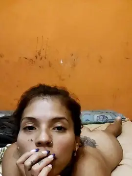 Cam4 Live Sex Cam of Riirii93