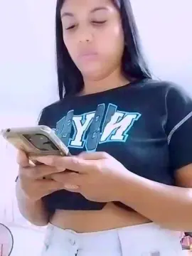 Cam4 Sex Cam of Jeans_Pee