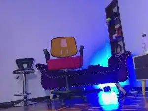 Cam4 Live Sex of ScarletHiit