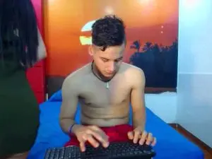 Cam4 Watch Live Sex Cams of venesomoscoup