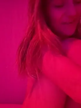 Cam4 Live Sex Cam of Angellilly77