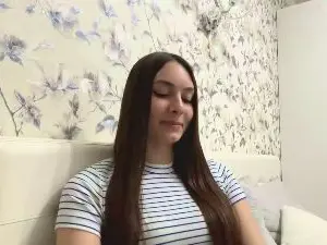 Cam4 Sex Cam of KarolynDelerme