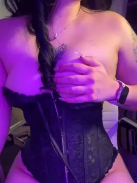 Cam4 Live Sex of valennsmith