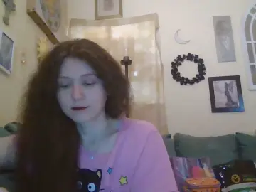 Cam4 Nude Webcam of QueenCrimson