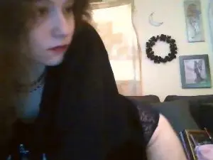 Cam4 Live Sex Cam of QueenCrimson
