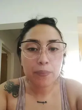 Cam4 Private Sex Chat of Chinitaa28