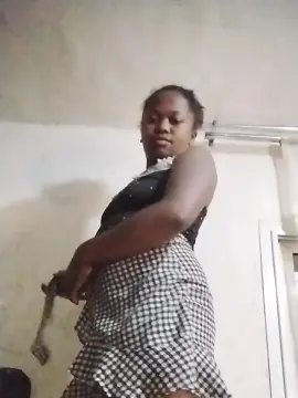 Cam4 Sex Chat of neighbour_slave