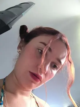 Cam4 Live Sex Cam of Isabelle_x