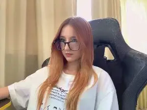 Cam4 Live Sex of ChristenMcnail