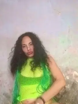 Cam4 Adult Webcam of CHECHU1984