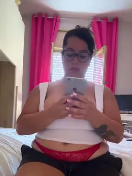 Cam4 Best live sex cam show of Mikela_