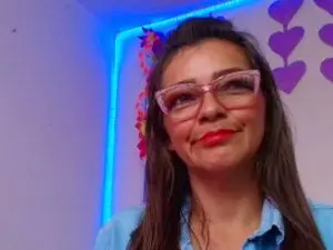 Cam4 Adult Webcams of Carol_Miss2