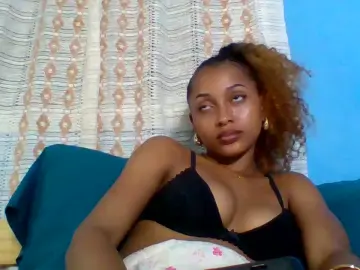 Cam4 Adult Video Chat of Anousca