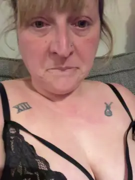 Cam4 Live Sex Cam of MLG88