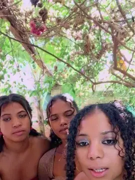 Cam4 Adult Video Chat of SissiFrenchy