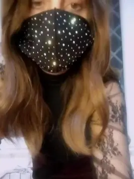 Cam4 Nude Webcam of Akemy_room