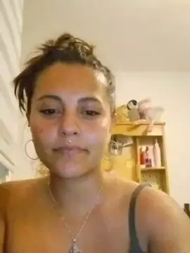 Cam4 Live Sex Cam of Aiina