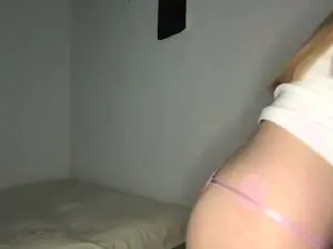 Cam4 Live Porn of LubaSikarskie