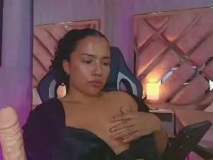 Cam4 Sex Chat of TamaraaHoney