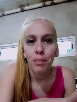 Cam4 Watch Live Sex Cams of pecado_isabela