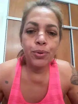 Cam4 Sex Chat of CLEO_099