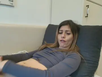 Cam4 Live Sex Cam of Crystynalove