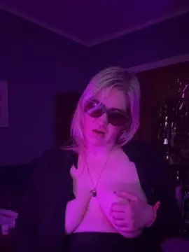 Cam4 Adult Webcam of granlady7