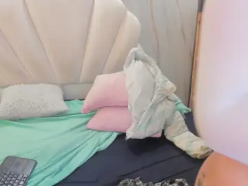 Cam4 Free Live Porn of Barbara_honey