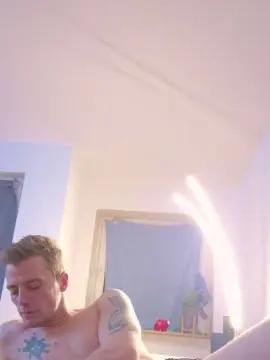 Cam4 Sex Chat of Polimo333