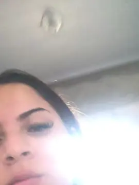 Cam4 Free Live Porn of a_juhzinha00