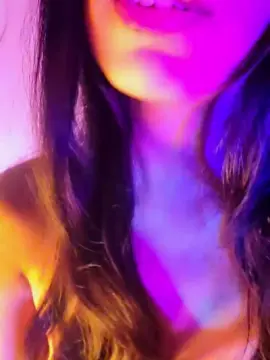 Cam4 Watch Live Sex Cams of Aloneathome22