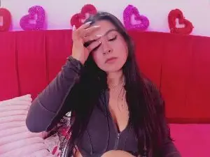 Cam4 Nude Webcam of Summergirls_