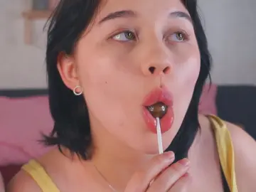 Cam4 Free Porn Cam of JenniOrzell