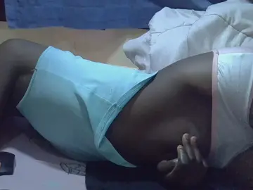 Cam4 Free Porn Cam of Creamypussie1