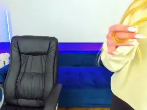 Cam4 Sex Chat of Alina__Blonde