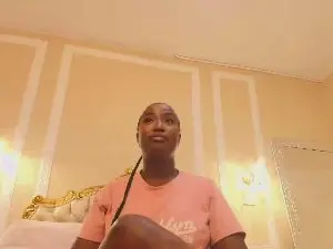 Cam4 Sex Cam of PaulineKosh