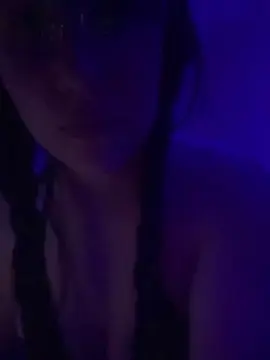 Cam4 Live Porn of Beeeluux