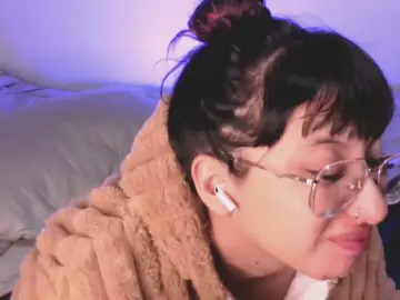 Cam4 Private Sex Chat of piafisher1_cute