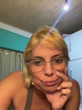 Cam4 Adult Webcam of Micarica