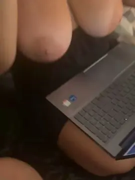 Cam4 Watch Live Sex Cams of collina09
