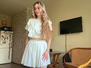 Cam4 Private Sex Chat of EmikoVlcek